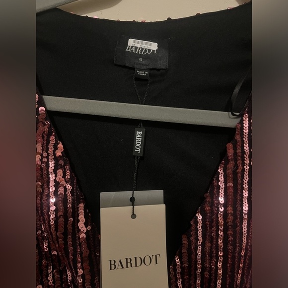 Bardot Revolve NWT Deep V Sequin Tie Waist Long Sleeve Mini Dress XS - Picture 3 of 3